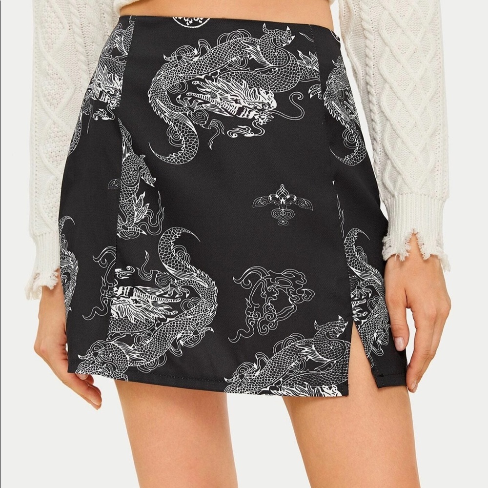 Dragon Print Skirt W Slit